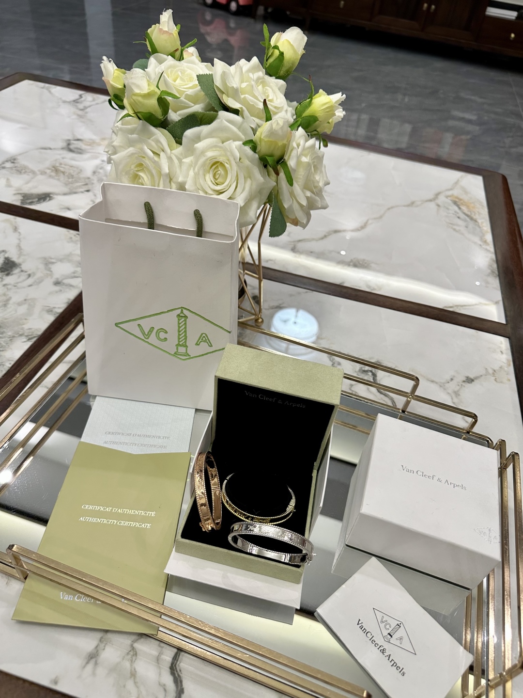 VAN CLEEF ARPELS jewelry model 139